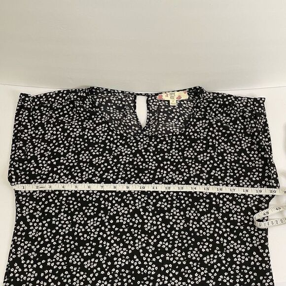 Hippie Rose| Floral| Top - Picture 5 of 9